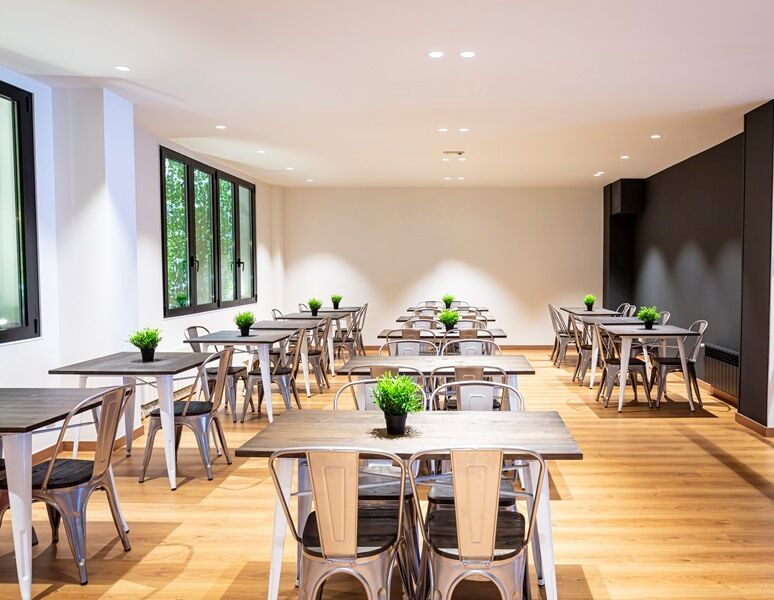 אנדורה לה ולה Glaner Hotel Cafe מראה חיצוני תמונה