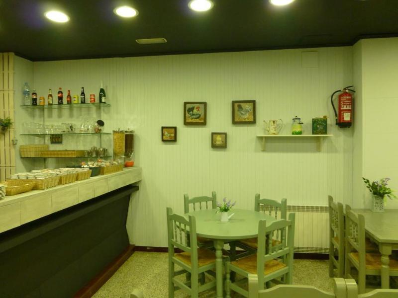 אנדורה לה ולה Glaner Hotel Cafe מראה חיצוני תמונה